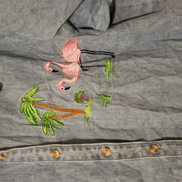 The quacker Factory flamingo, palm tree short sleeve button up jean top size 3X - Picture 2 of 4